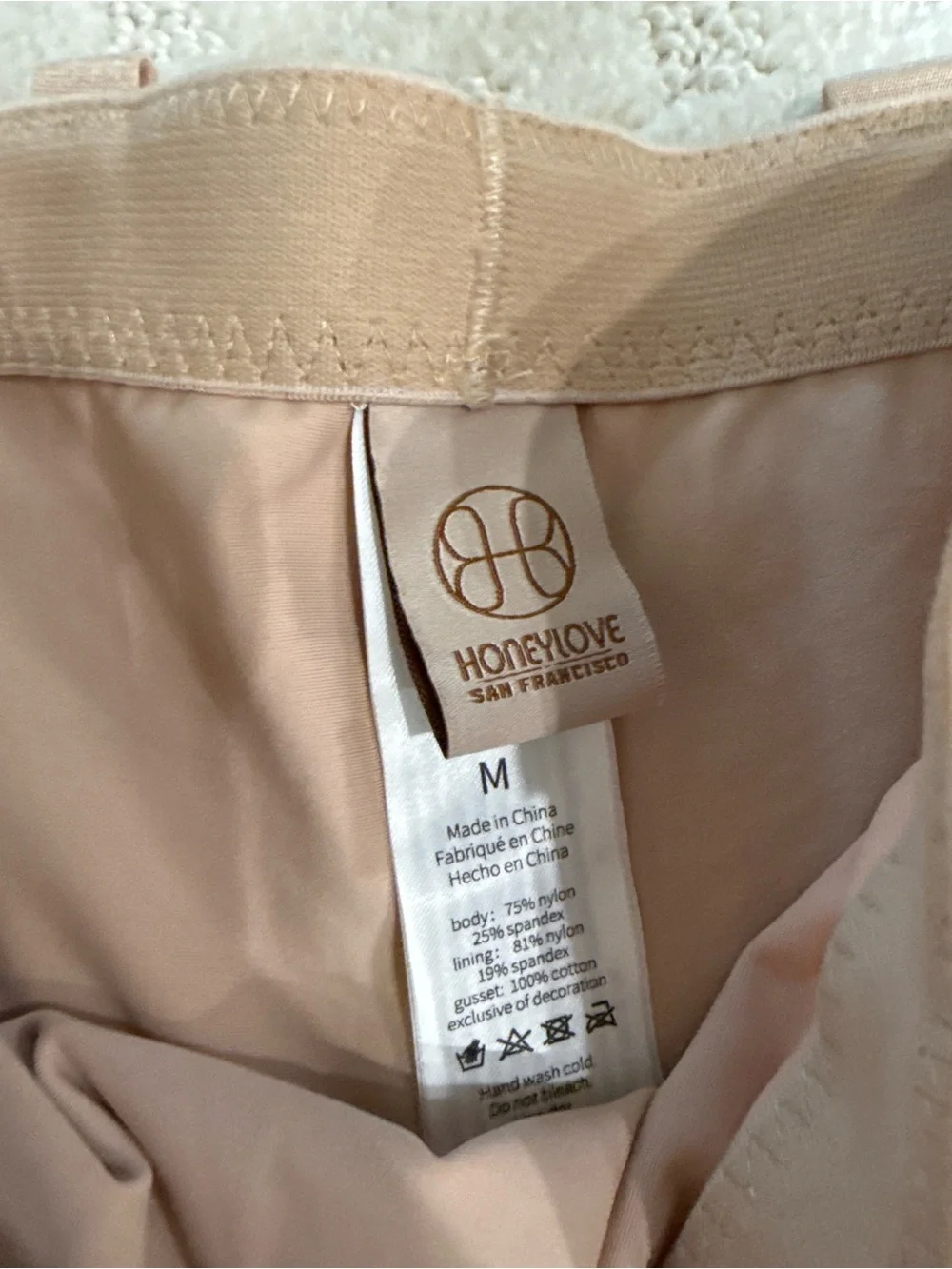 Honeylove Sculptwear High Waist Mid-Thigh Shapewear Shorts Nude Beige M
